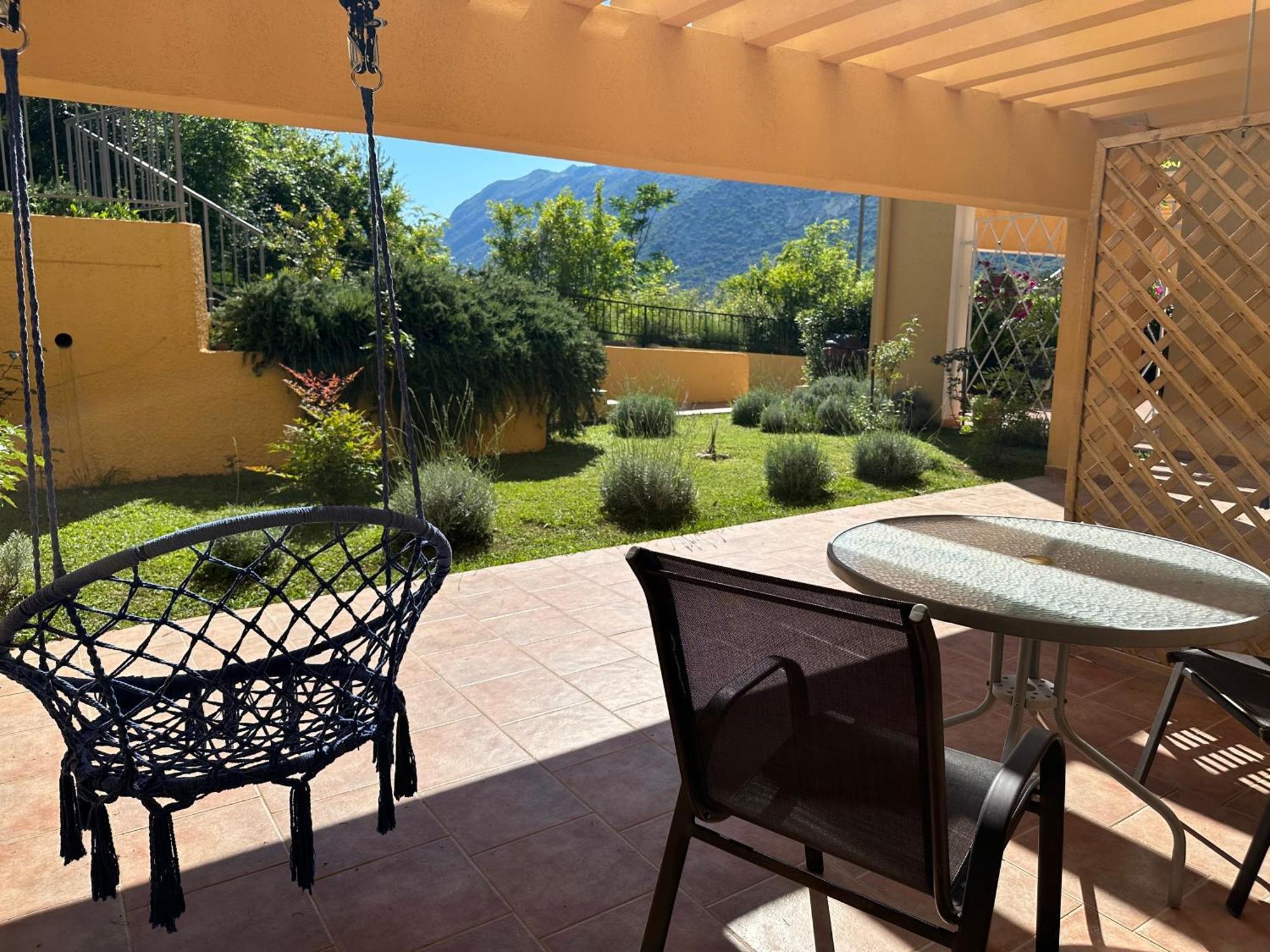 Villa Risan Apartments Exterior photo